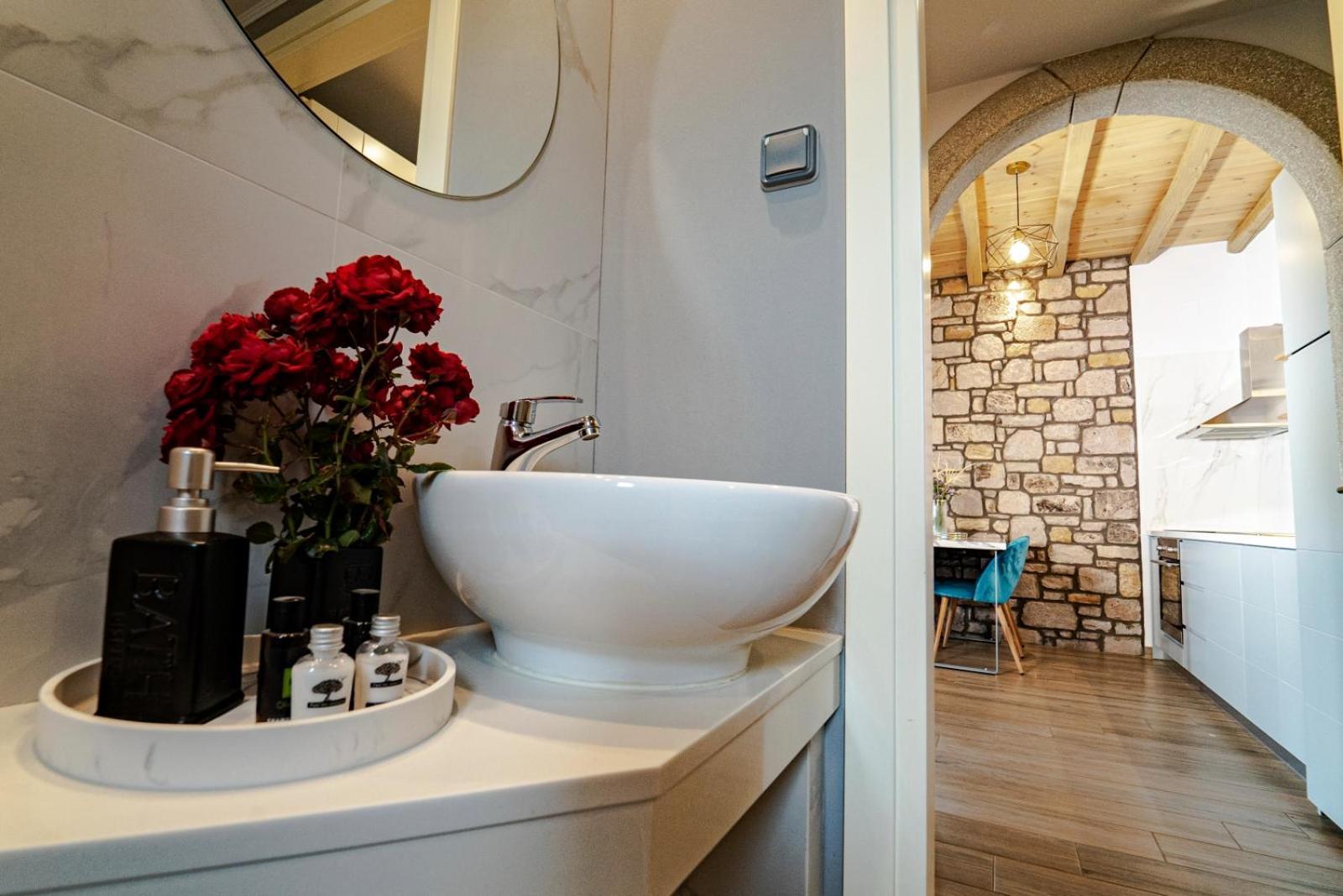 Lithoessa Luxury Apartments Agios Ioannis Kaspaka Buitenkant foto