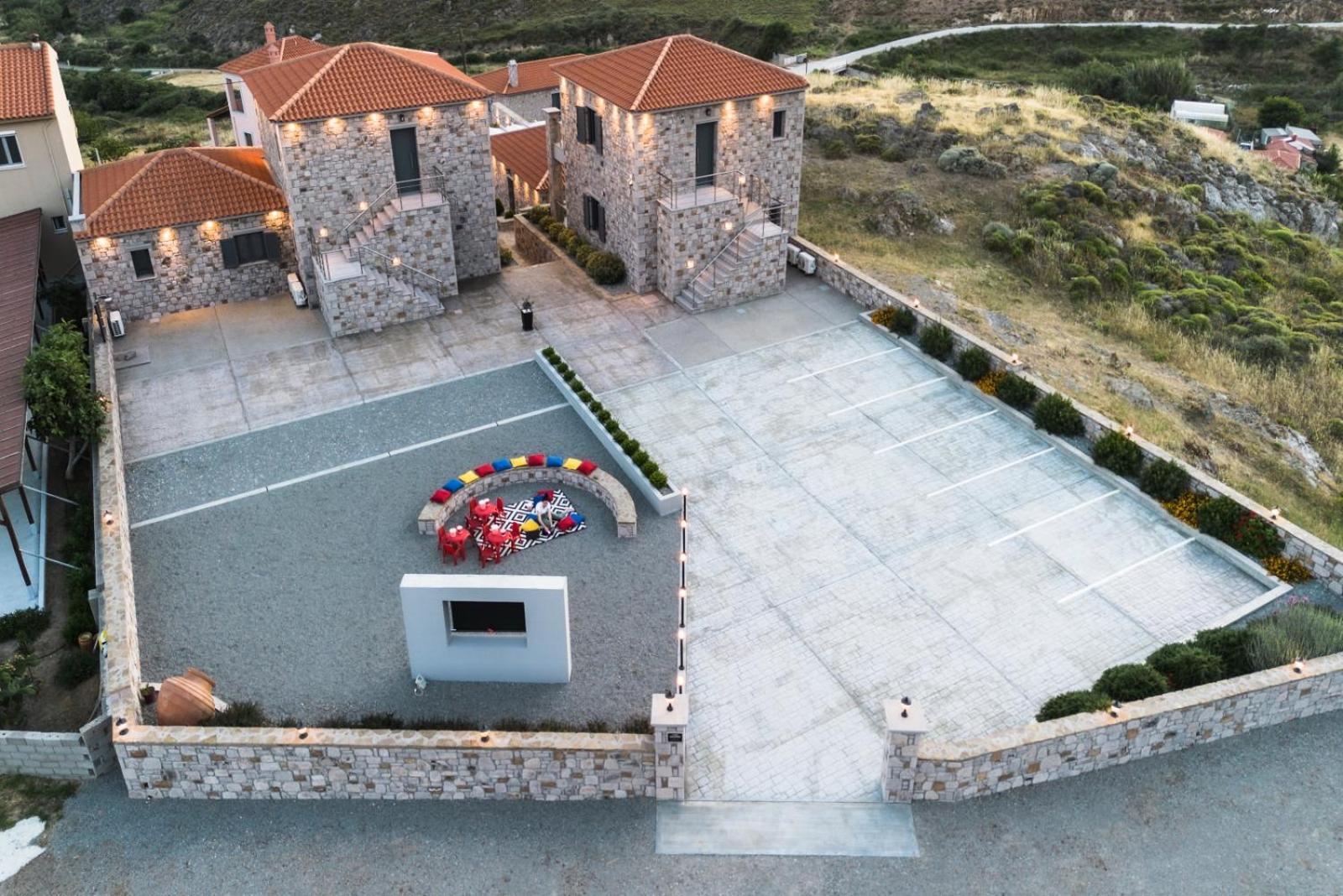 Lithoessa Luxury Apartments Agios Ioannis Kaspaka Buitenkant foto